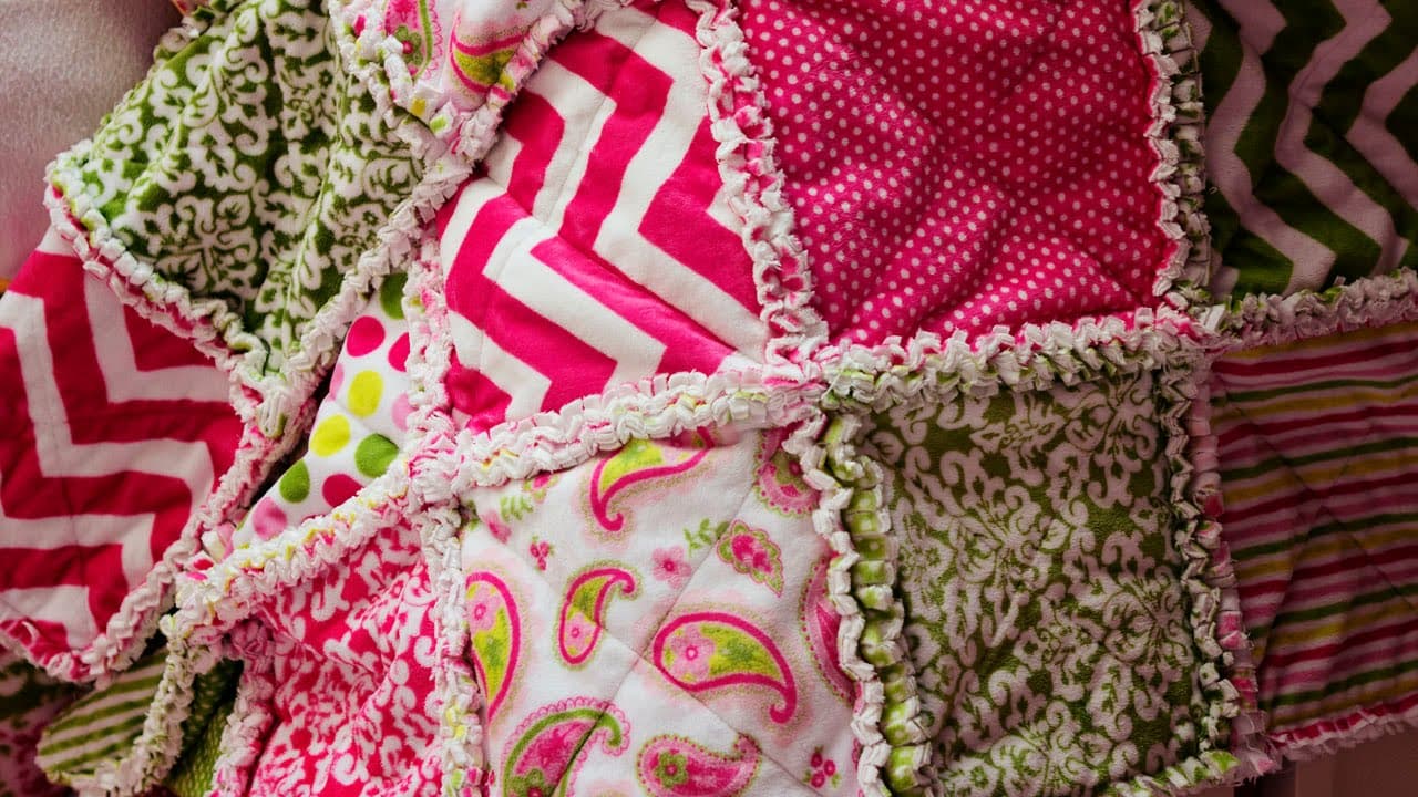 How to Make a Rag Quilt (Beginner Sewing Tutorial)