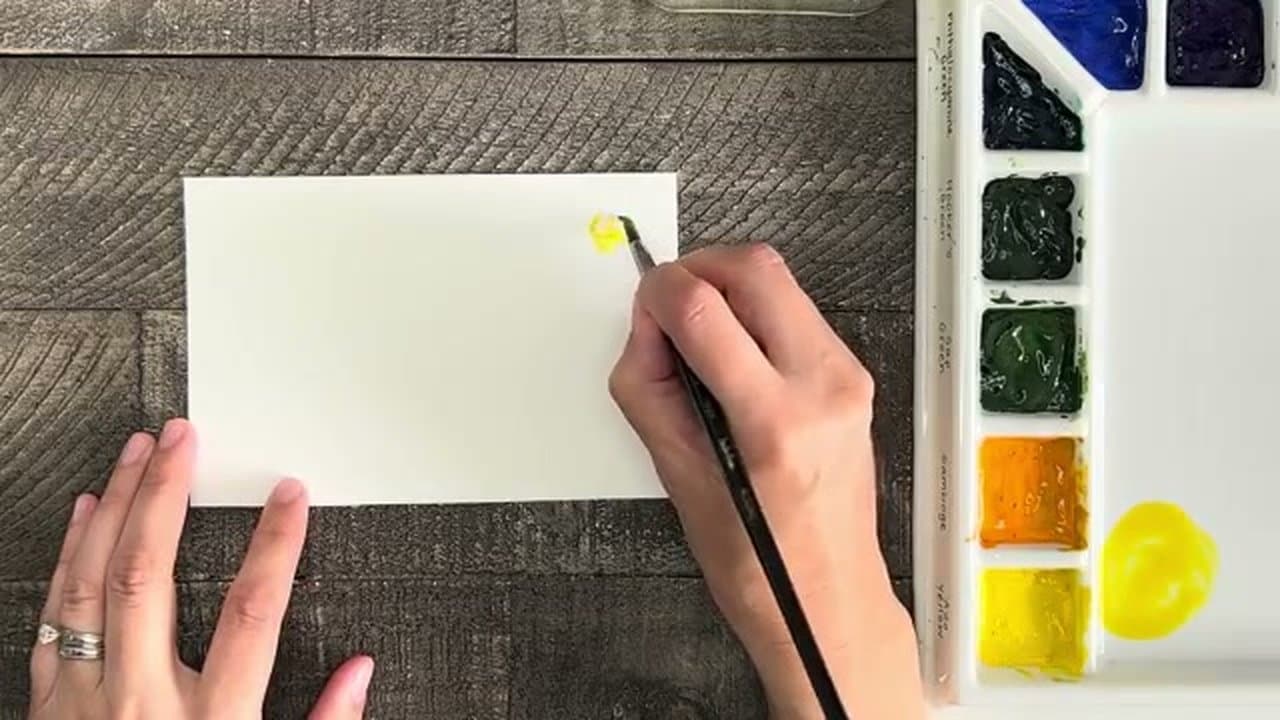 Step 2: Step 2: Paint the First Loose Rose (Card 1)
