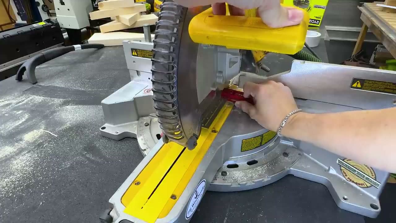 Step 2: Step 2: Check the Blade Is Square to the Fence