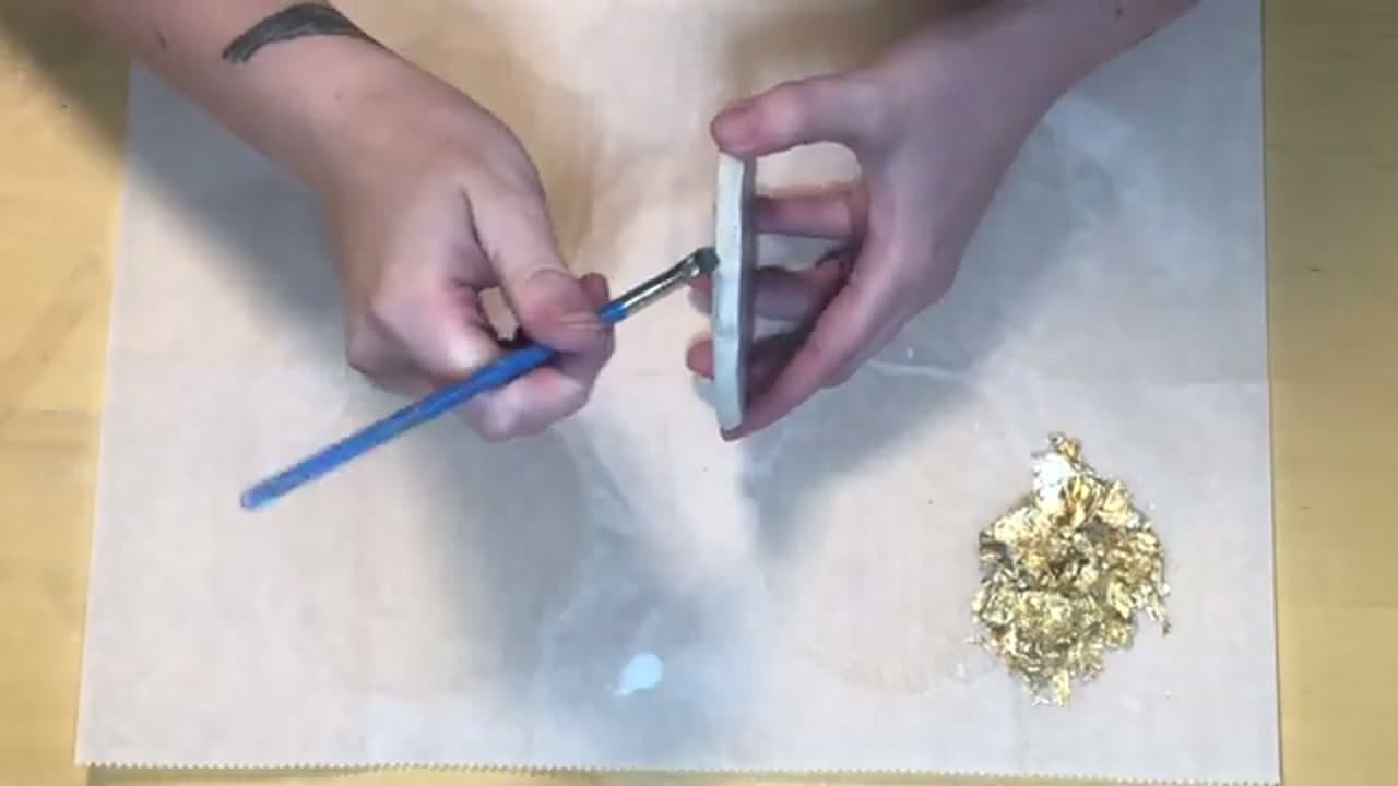 Step 6: Step 6: Glue the Edges