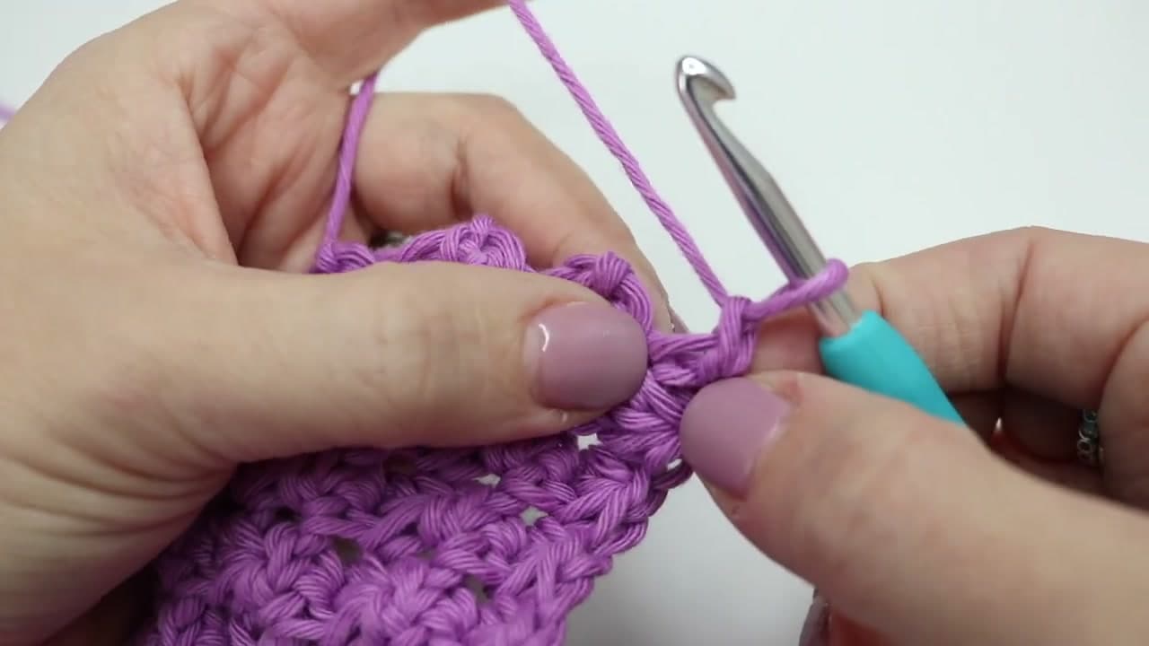 Step 7: Step 7: Add the single crochet border