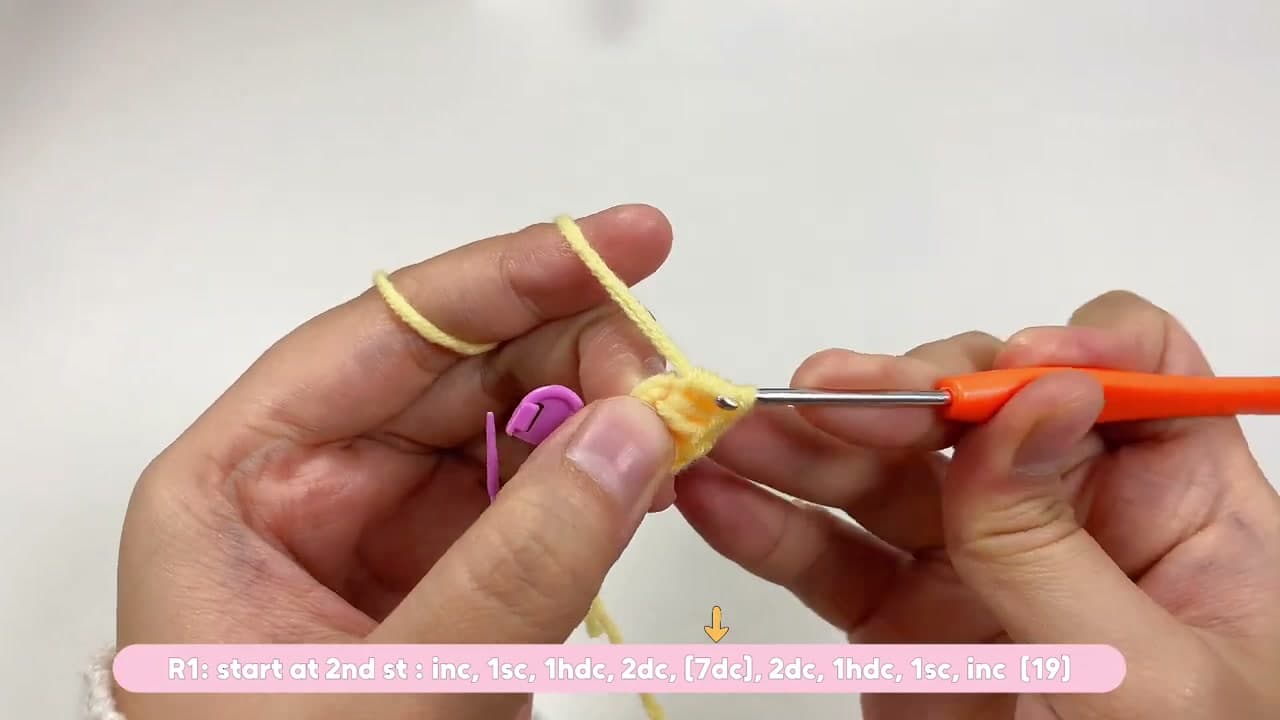 Step 2: Work the First Row of Flesh - How to Crochet an Avocado (Easy Amigurumi, Step by Step)