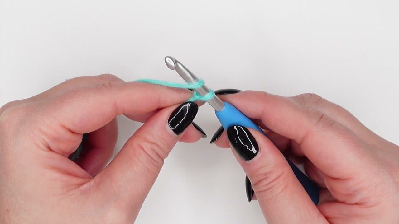 Step 6: Step 6: Pull Through to Make a Chain