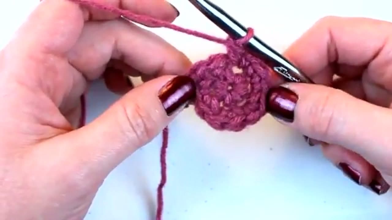 Step 6: Step 6: Round two - two single crochets in every stitch
