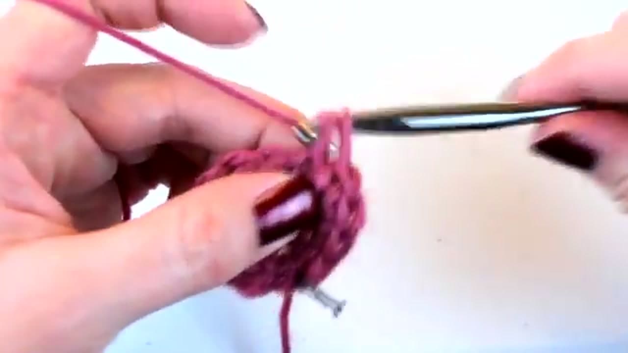 How to Crochet in the Round: Foundational Technique