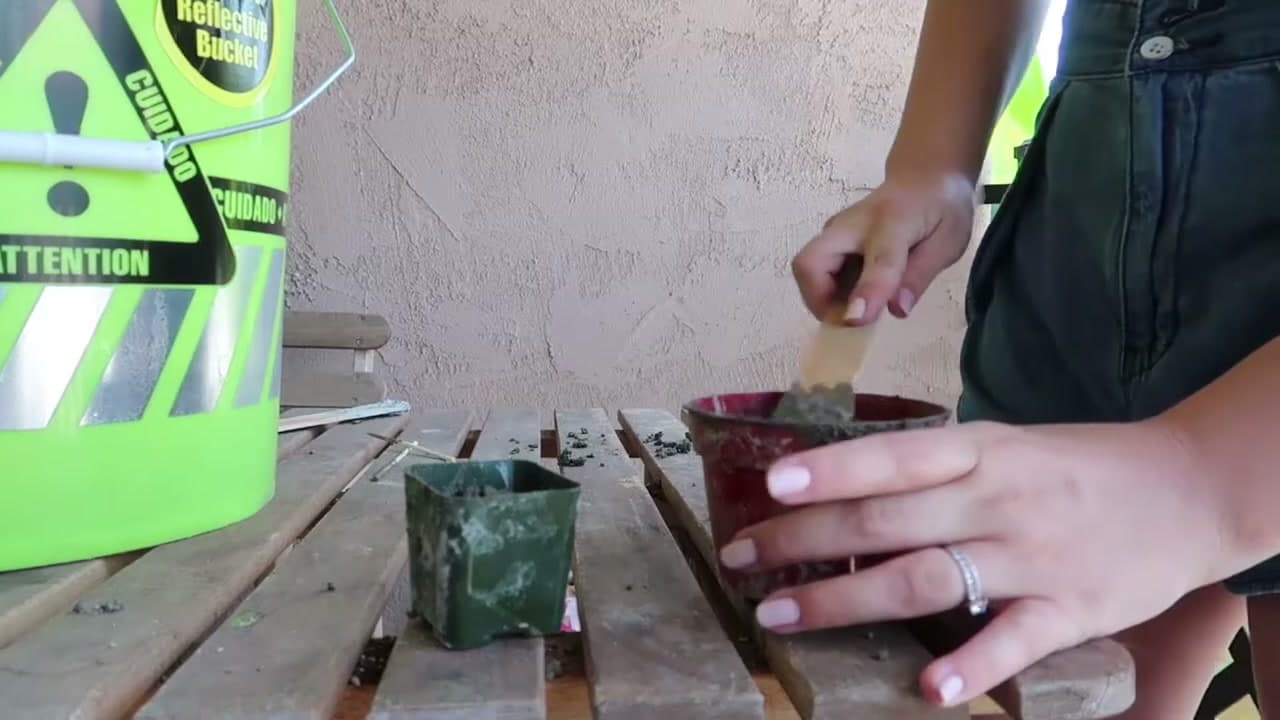 Step 1: Mix the Concrete - How to Make a Concrete Air Plant Holder