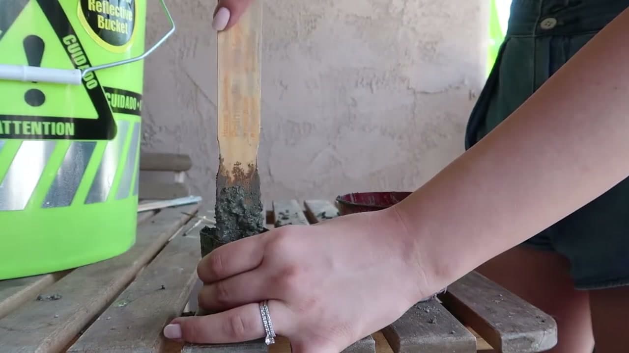 Step 2: Step 2: Fill the Molds and Set the Skewers