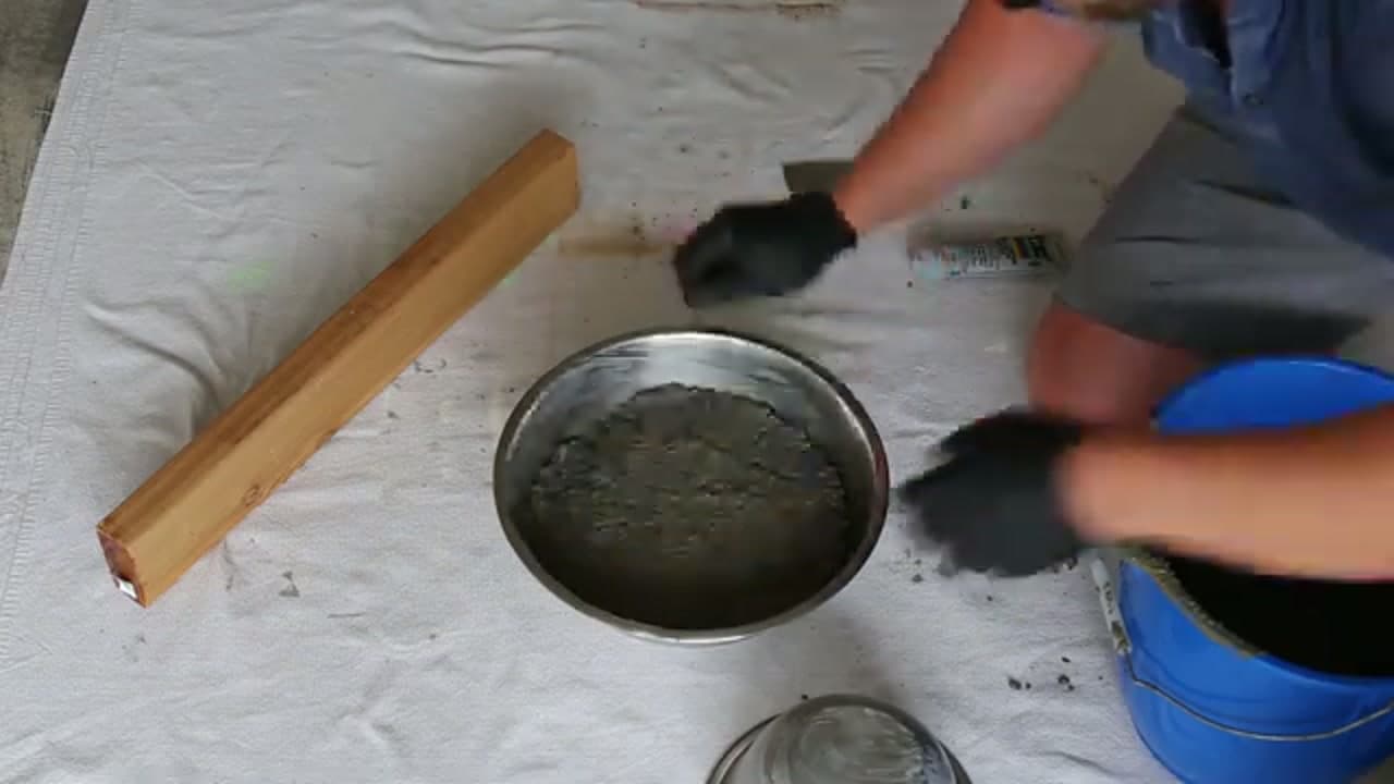 Step 5: Step 5: Pour and Level the Concrete