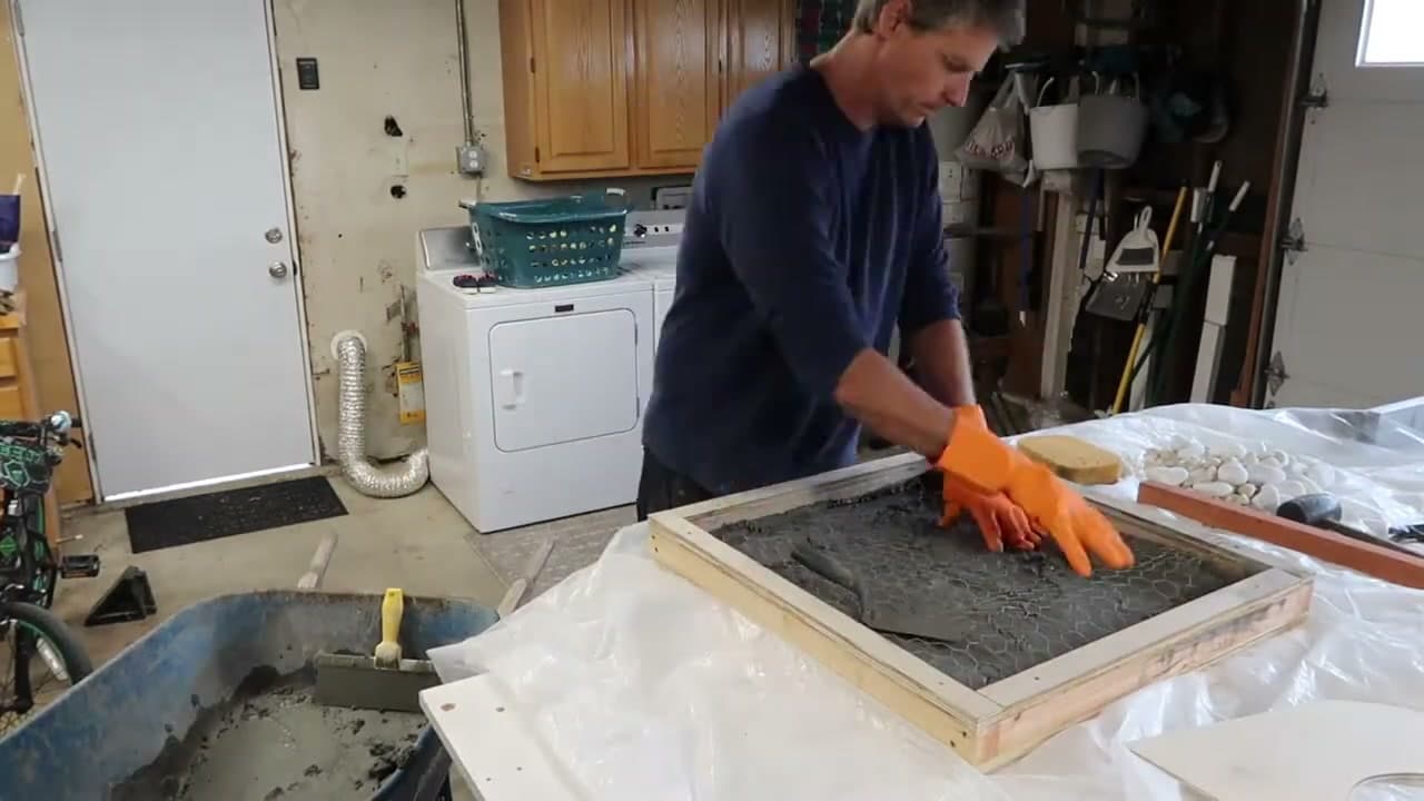 Step 4: Step 4: Pour the Concrete and Press in Chicken Wire