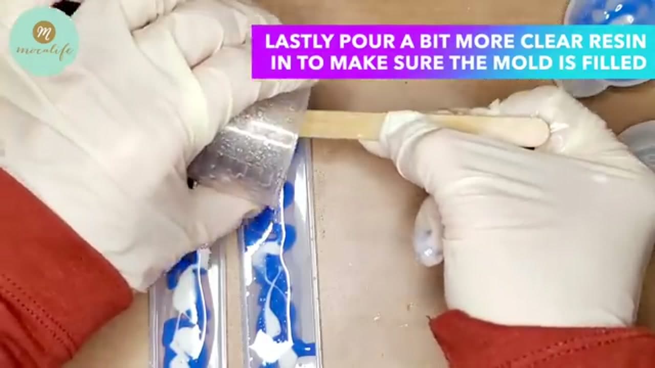 Step 6: Step 6: Top Coat and Clear the Bubbles