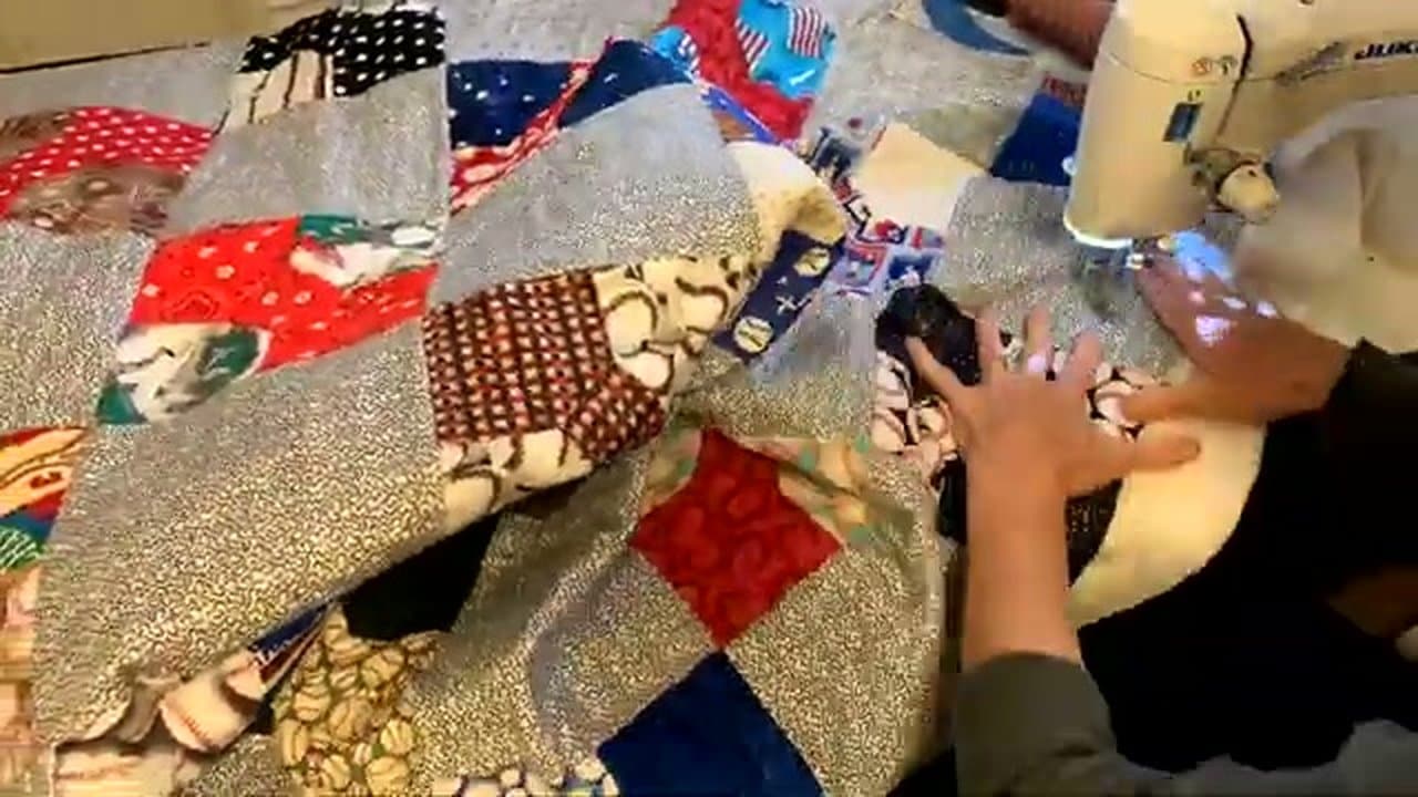 Step 5: Step 5: Reposition the Tape and Quilt the Next Rows