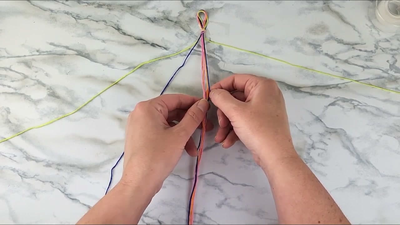 How to Make a Chevron Friendship Bracelet: 7 Step Tutorial