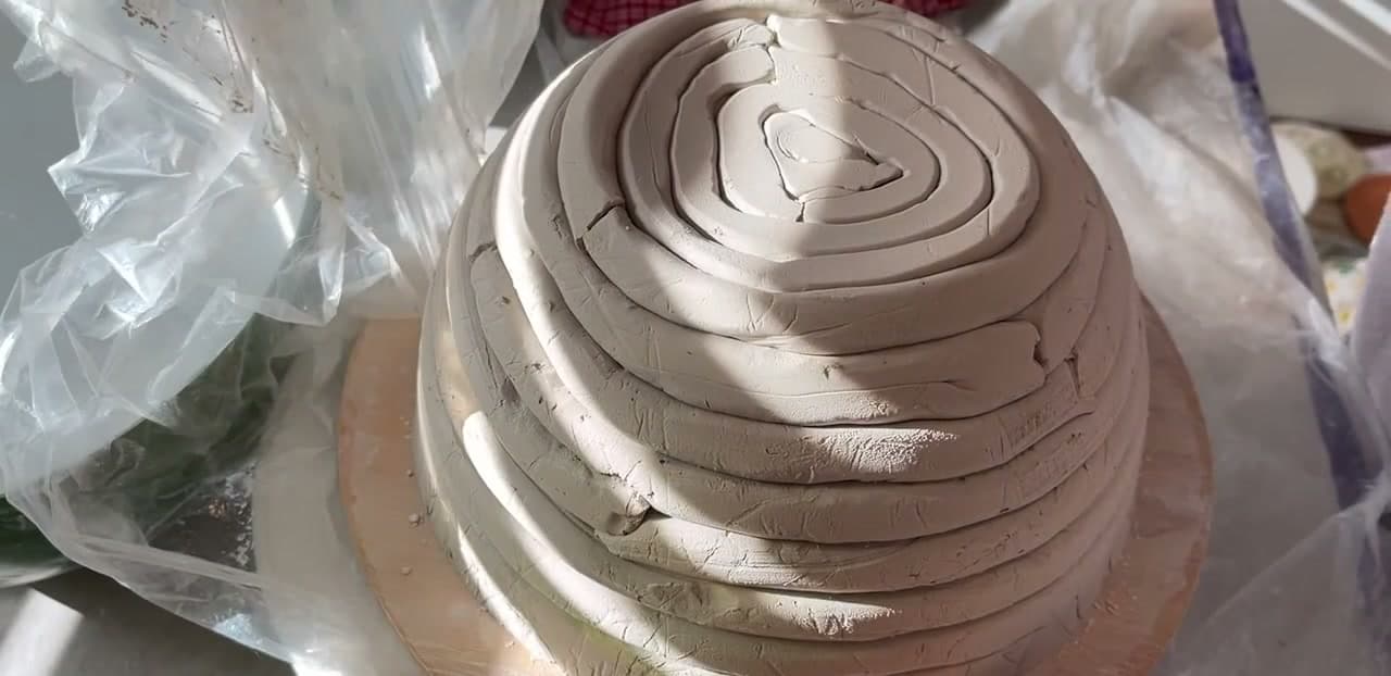 How to Make a Coil Pot