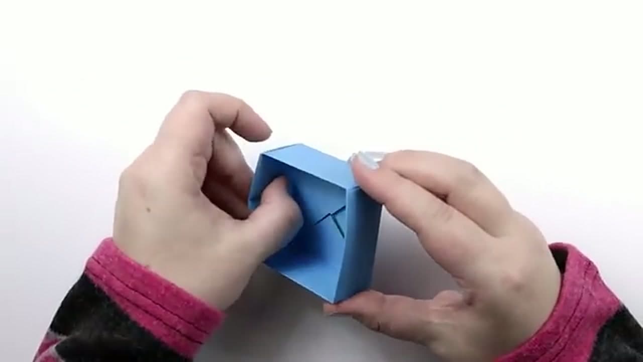 Step 6: Lift the Walls and Lock Them