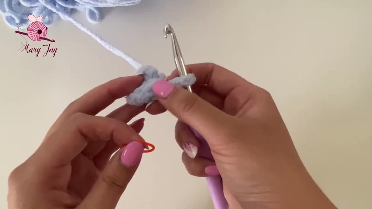 Step 1: Make a Magic Ring with 6 Single Crochets - How to Crochet a Whale: Beginner Amigurumi