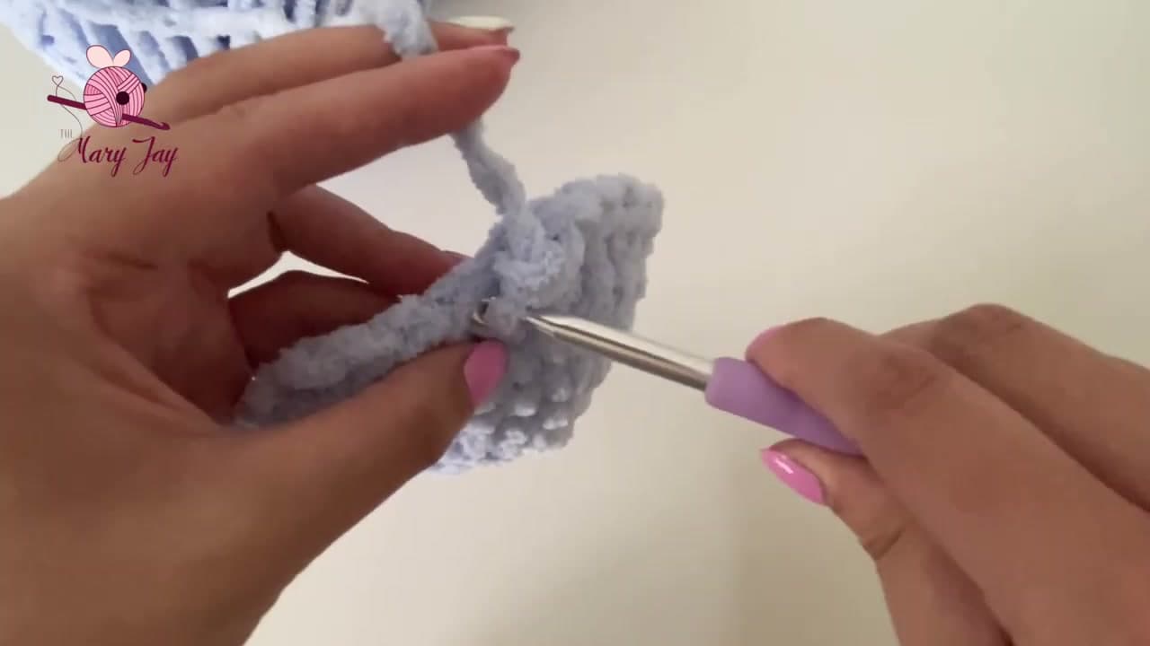 Step 2: Build the Body Through Increase Rounds 2-6 - How to Crochet a Whale: Beginner Amigurumi