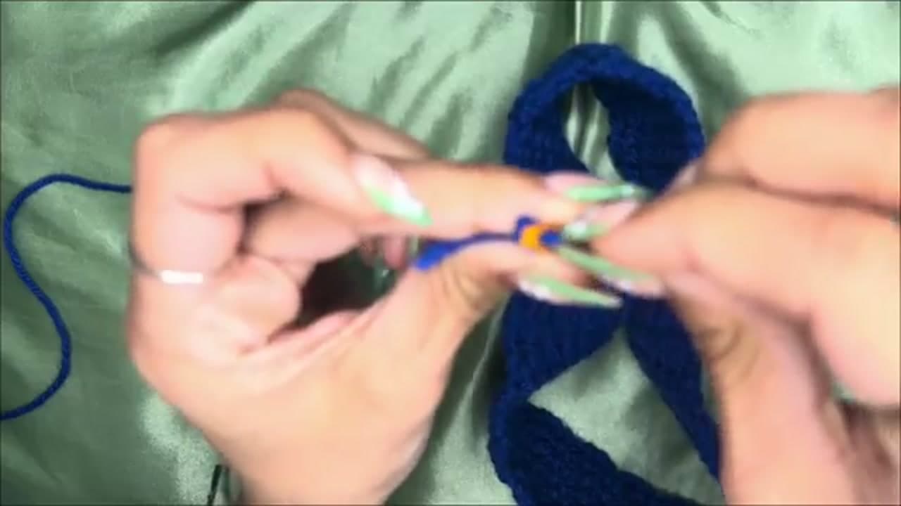 The finished result: How to Crochet a Tote Bag (Easy Beginner Market Bag)