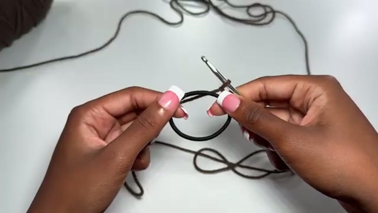 Step 3: Attach the Yarn to the Hair Tie - How to Crochet a Scrunchie (Quick Beginner Project)