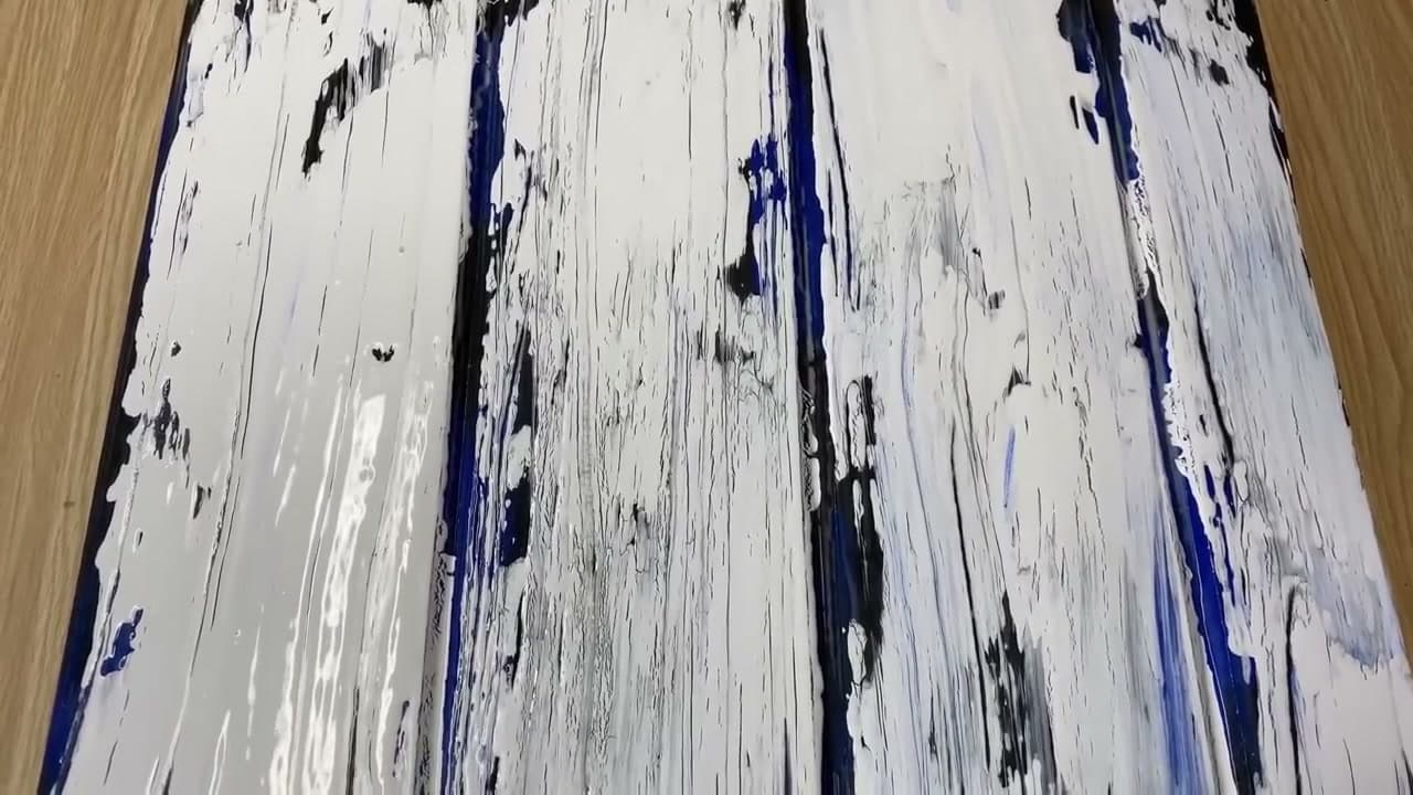 How to Crackle Paint - Weathered Wood Finish in 7 Steps