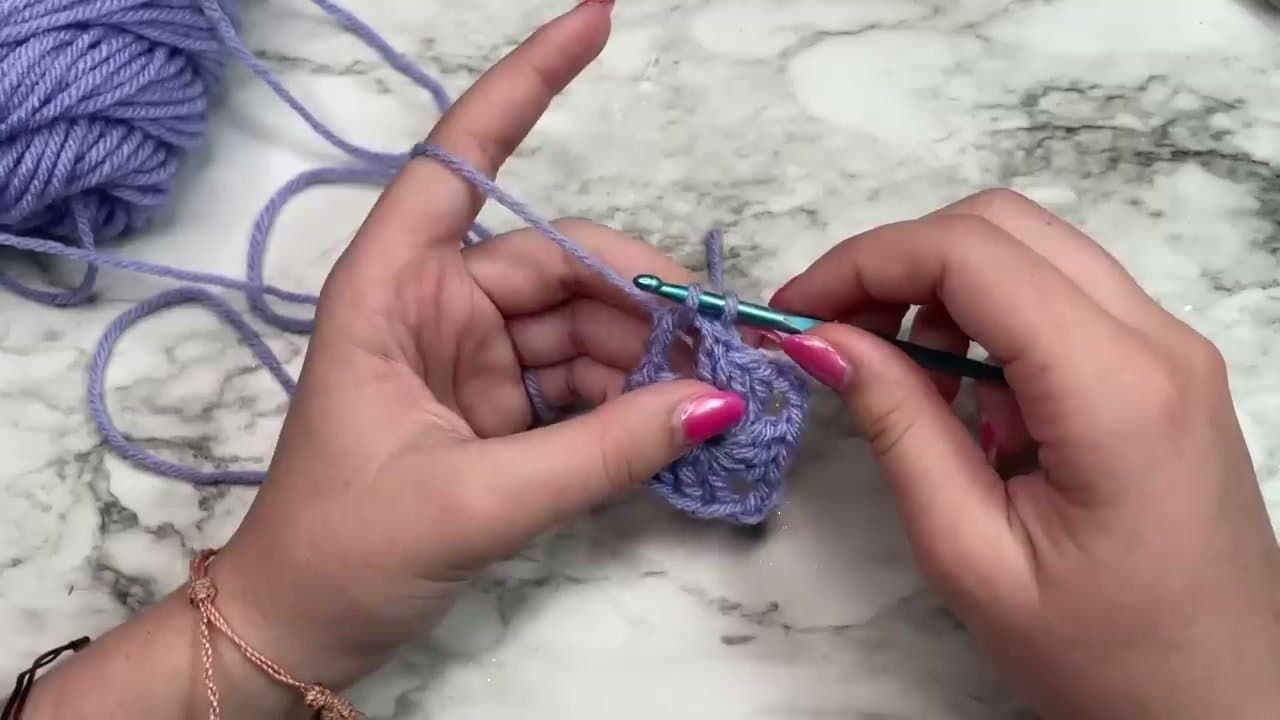 Step 7: Slip Stitch to Close the Round