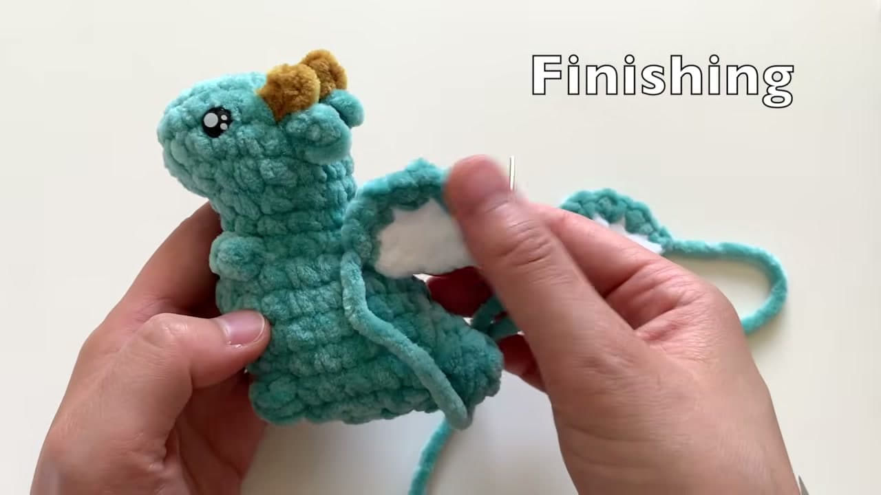 Step 7: Step 7: Sew On the Wings and Finish