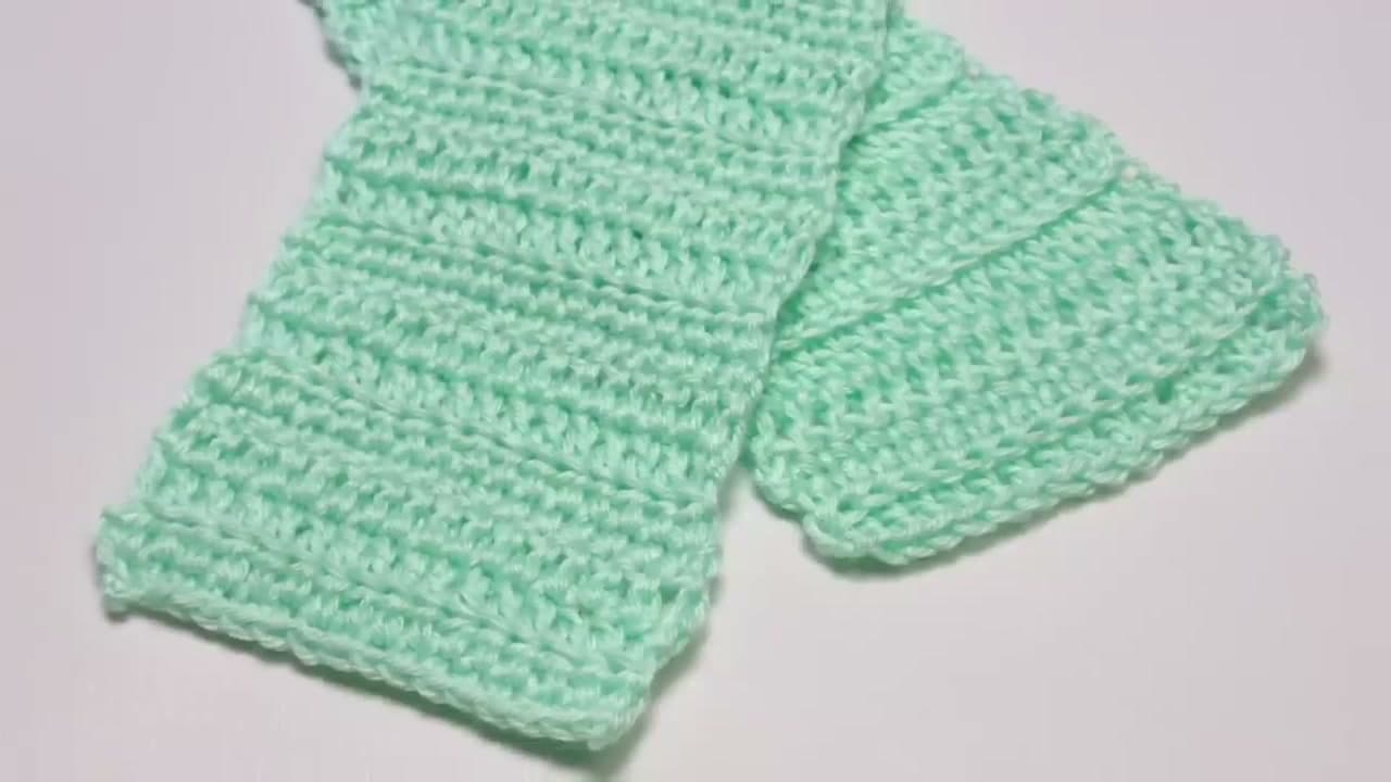The finished result: How to Crochet a Scarf