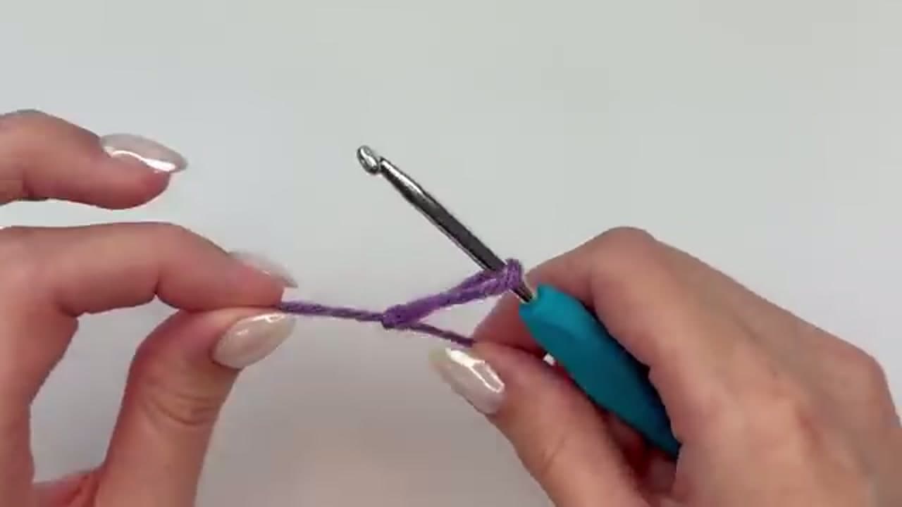 Step 1: Step 1: Make the Slip Knot and Chain 6