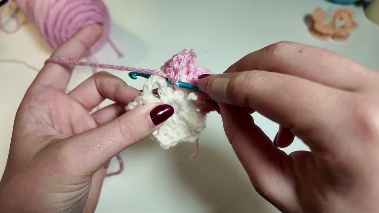 Step 4: Weave In Ends and Join the Wing Color - How to Crochet a Butterfly: Quick Beginner Project