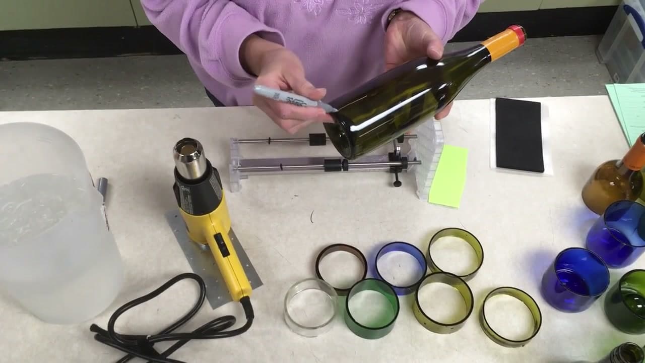 Step 2: Step 2: Mark a Registration Line Down the Bottle