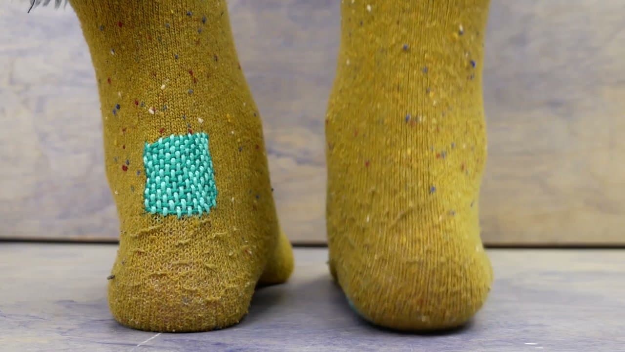 How to Darn a Sock
