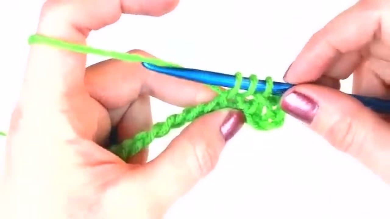 How to Double Crochet: The 5-Step Stitch Walkthrough
