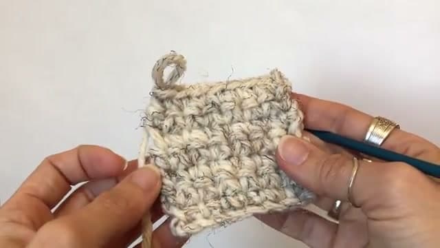 Step 1: Step 1: Cut Your Yarn With a 4 to 6 Inch Tail