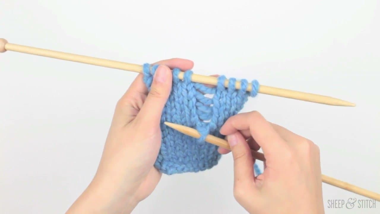 Step 3: Catch the Bottom Ladder Rung - How to Fix a Dropped Knitting Stitch: 7 Step Rescue Tutorial