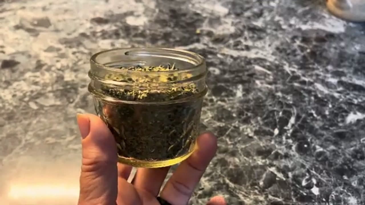 How to Harvest, Dry, and Store Oregano