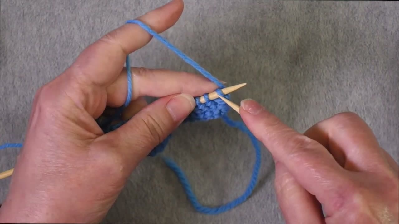 Step 3: Purl Across the Gauge Swatch With Garter Stitch Edges - How to Knit a Gauge Swatch That Measures True