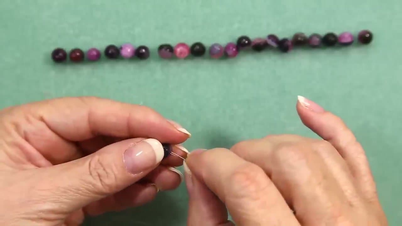 Step 3: Step 3: String the beads on a bead mat