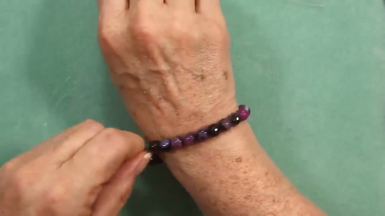How to Make a Beaded Bracelet