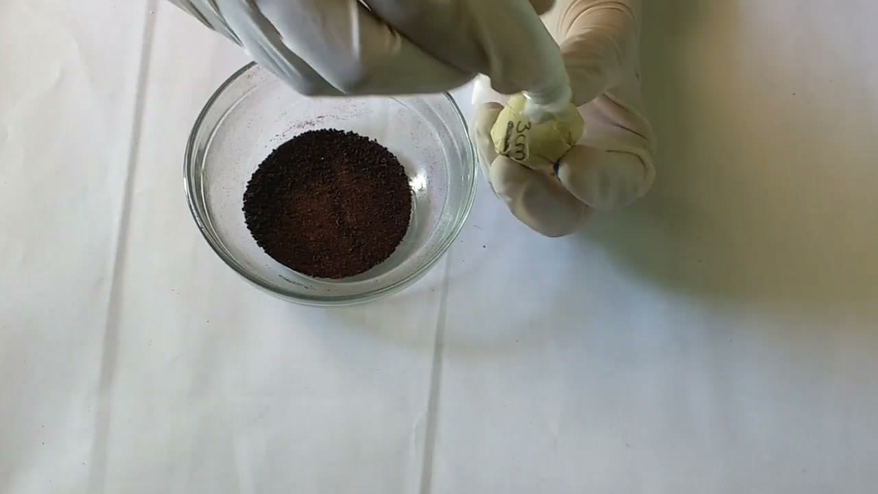 Step 6: Step 6: Make the Coffee-Ground Sunflower Center