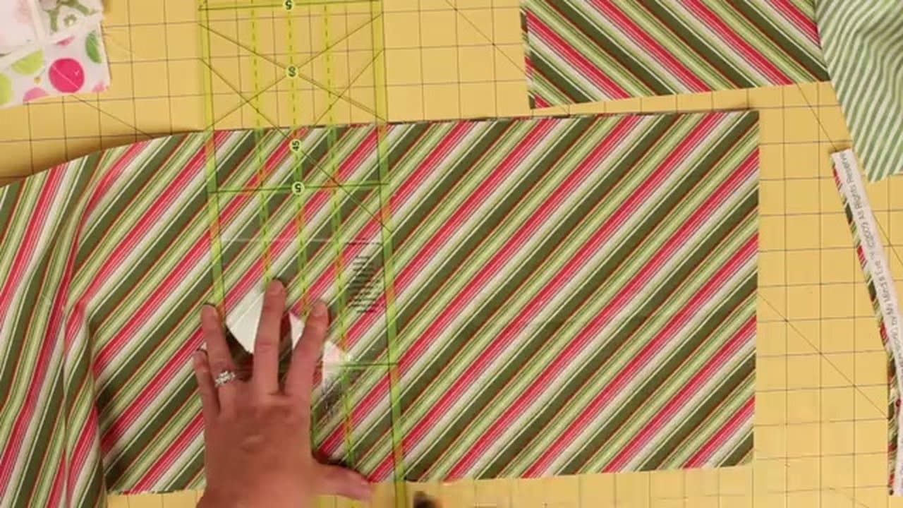 Step 1: Step 1: Cut 10-Inch Squares from Flannel
