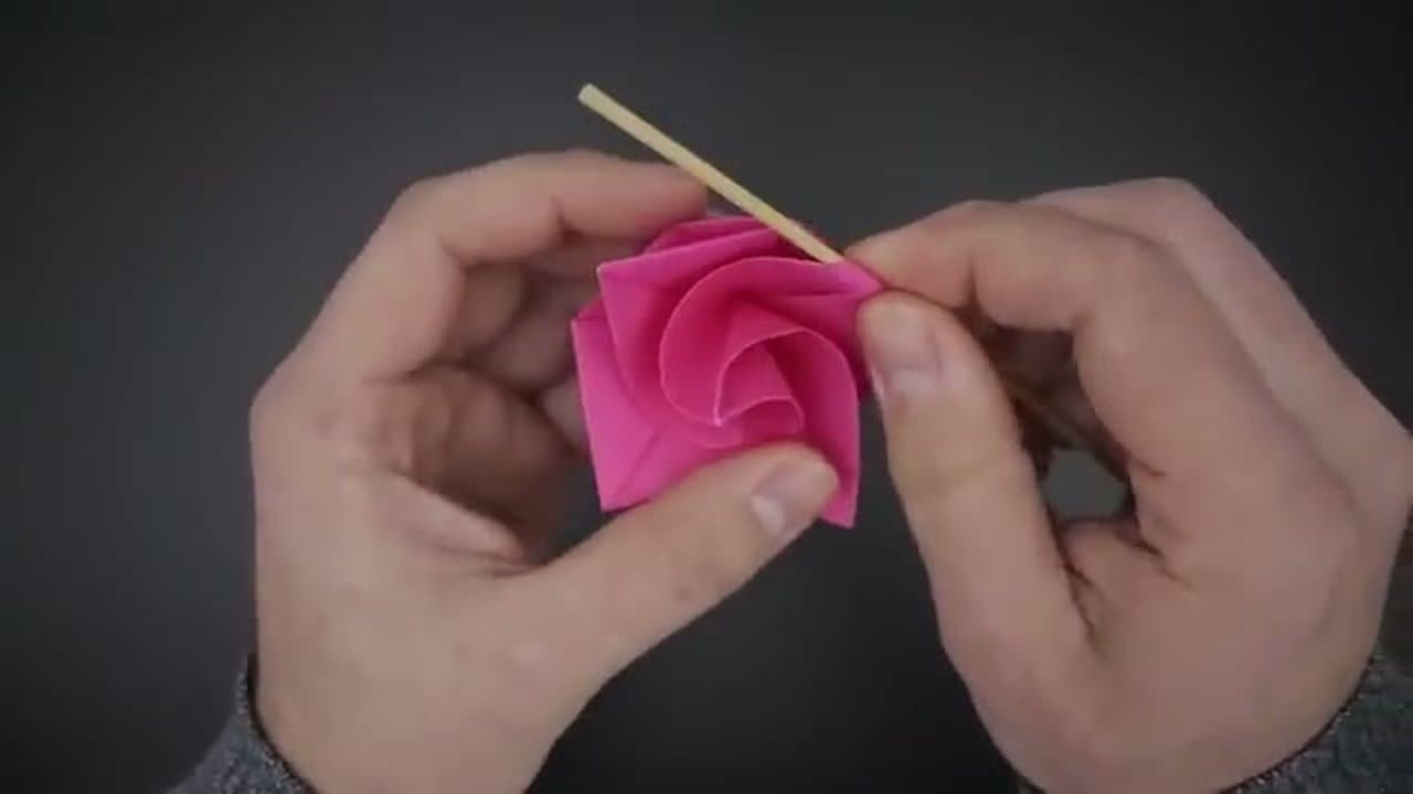 How to Make Paper Flowers (Origami Rose)