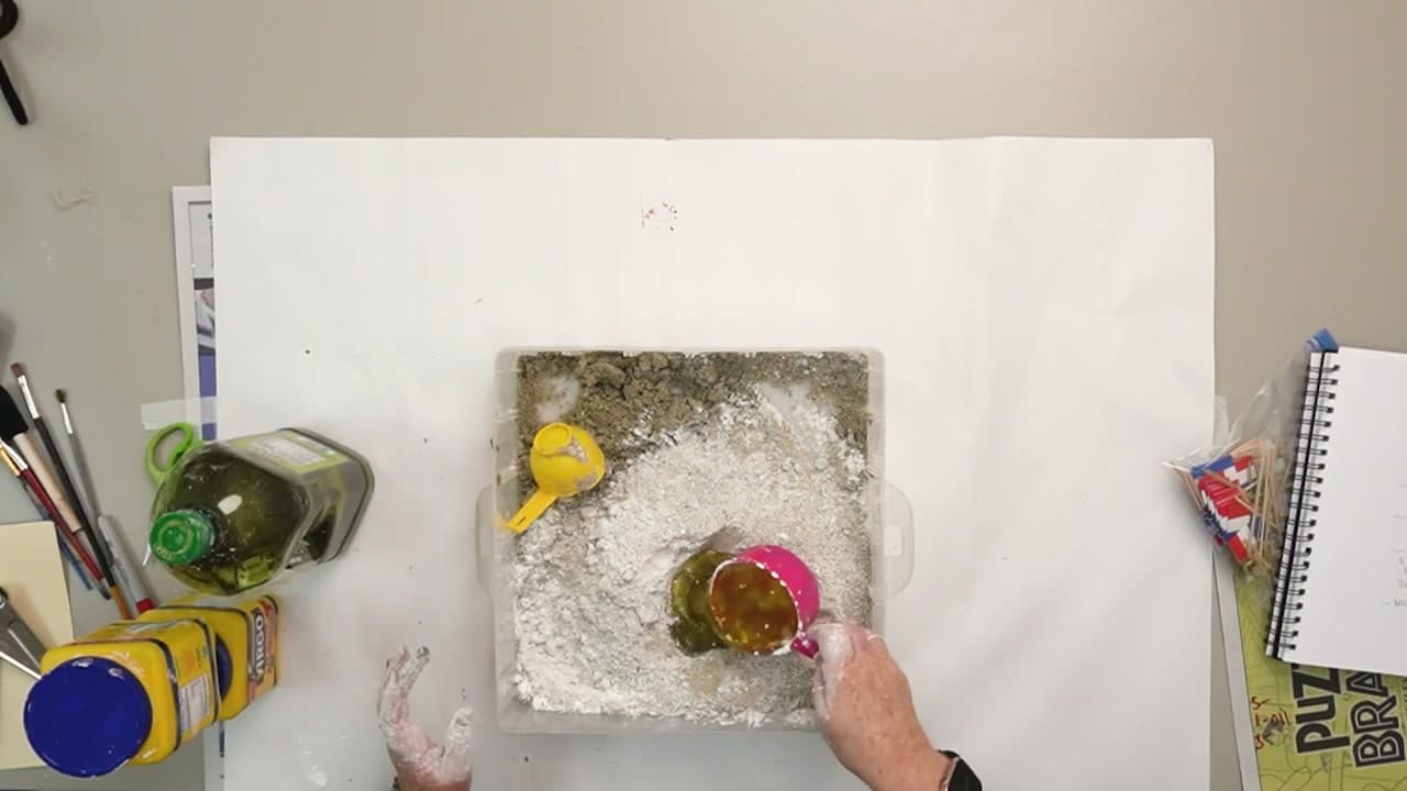 Step 4: Pour One Cup of Oil into a Well in the Middle - How to Make Kinetic Sand