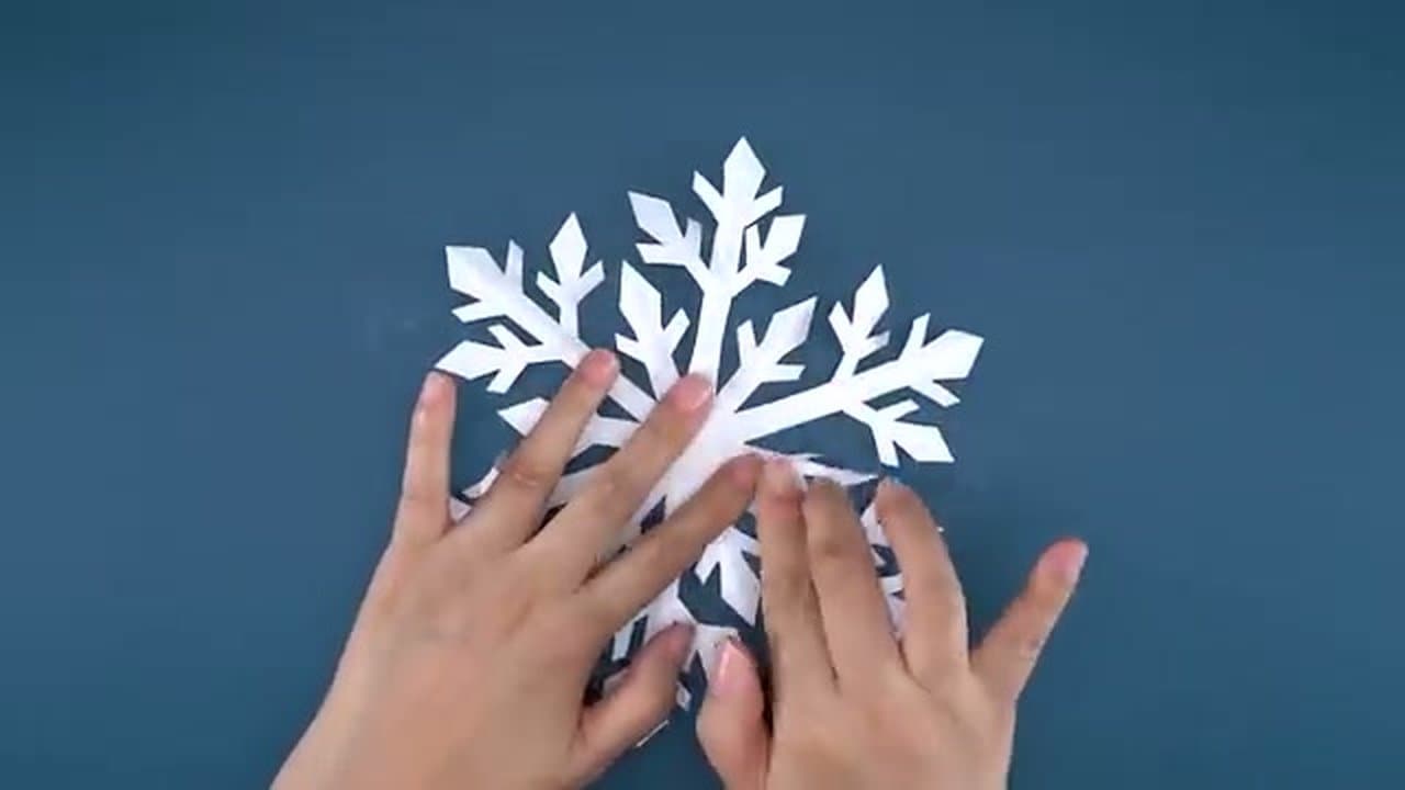 How to Make a Paper Snowflake