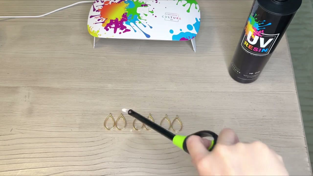 Step 5: Pop the Bubbles - How to Make UV Resin Flower Earrings (DIY Tutorial)