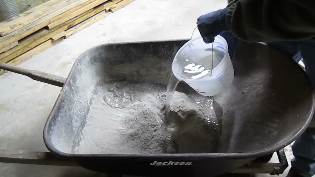 Step 3: Step 3: Add Water a Little at a Time