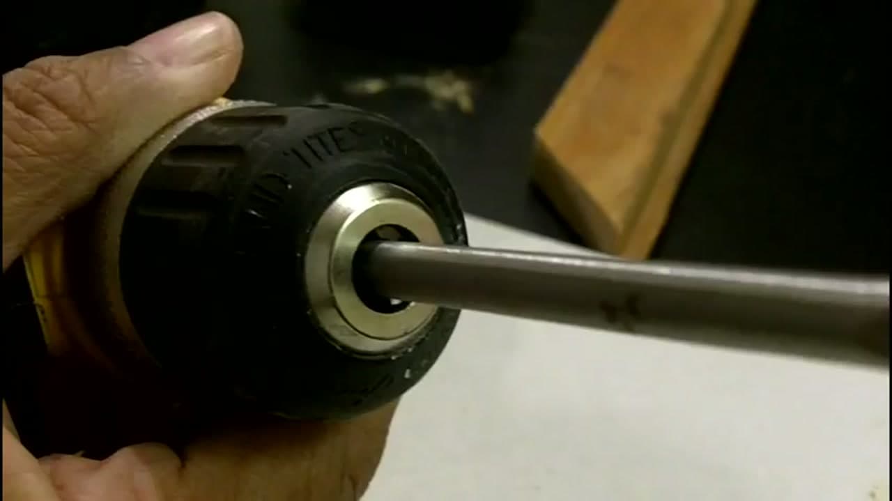 Step 7: Step 7: Tighten the Chuck on a Corded Drill