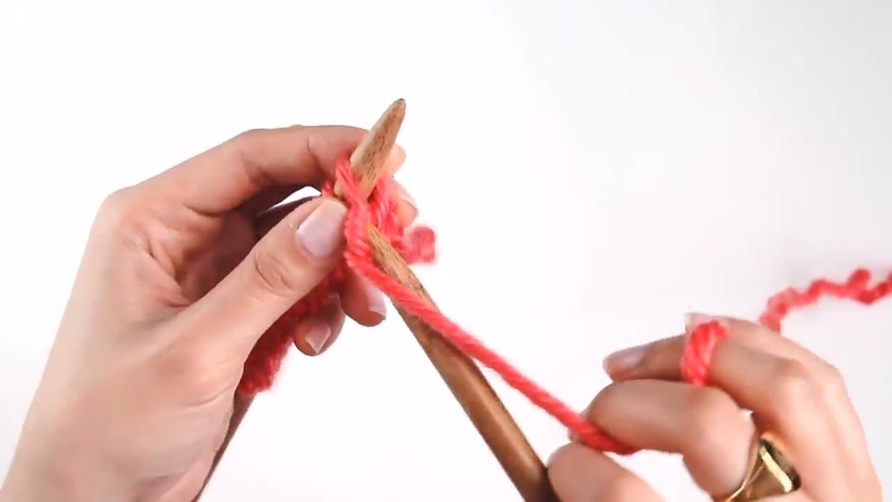 Step 5: Step 5: Catch the Loop and Pull Through