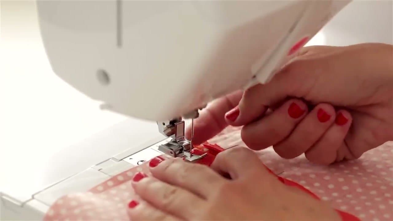 Step 6: Step 6: Sew a Rectangle Around the Zipper