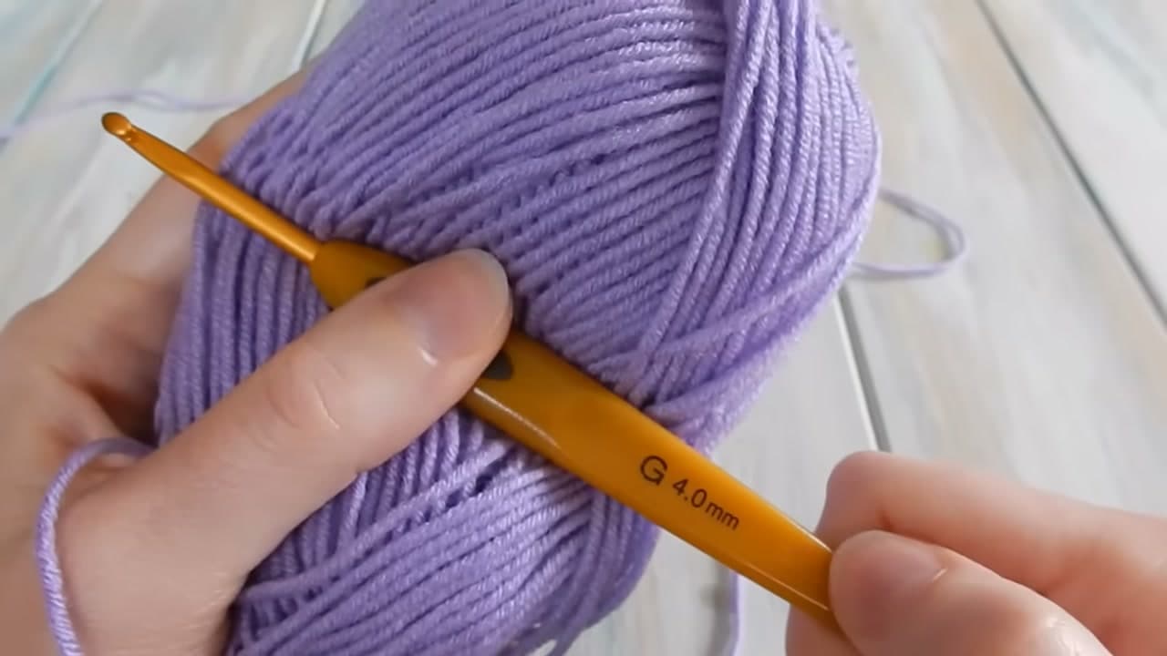 Step 1: Step 1: Pick Your Yarn and Hook