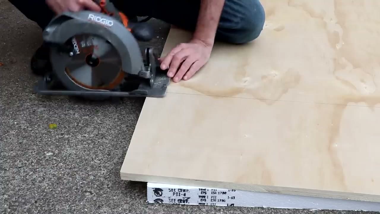 How to Use a Circular Saw