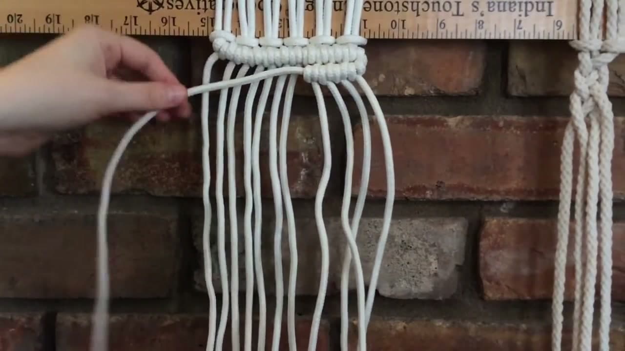 Step 5: Switch to Method Two With a Separate Filler Cord - How to Tie a Half Hitch (Horizontal Double Half Hitch, 2 Methods)